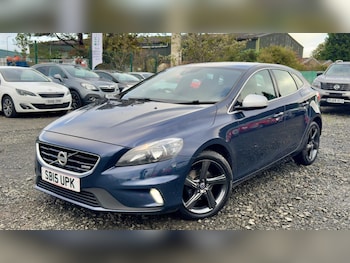 Used Volvo V40 2015 for sale - 75962698: Photo