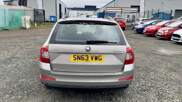 Used Skoda Octavia 2013 for sale - 76218813: Photo 11