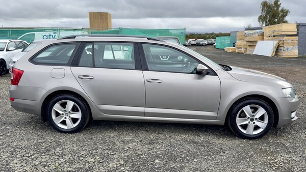Used Skoda Octavia 2013 for sale - 76218813: Photo 9
