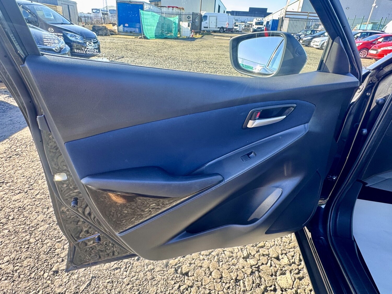 Used Mazda Mazda2 2015 for sale - 77792871: Photo 13