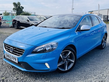 Used Volvo V40 2015 for sale - 78987062: Photo
