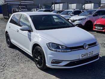 Used Volkswagen Golf 2019 for sale - 78300503: Photo
