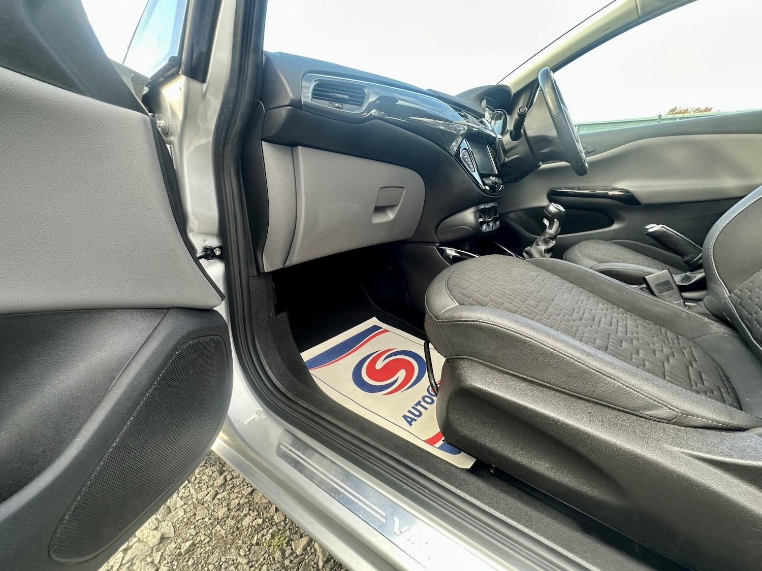 Used Vauxhall Corsa 2018 for sale - 76376924: Photo 14
