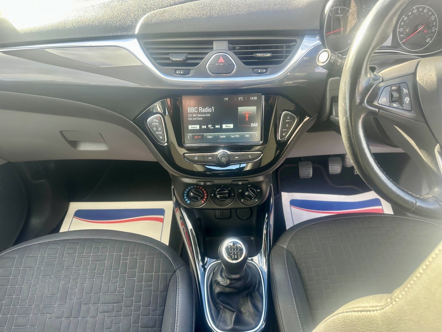 Used Vauxhall Corsa 2018 for sale - 76376924: Photo 15