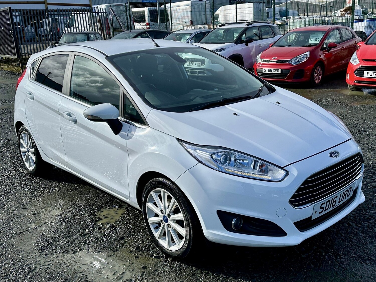 Used Ford Fiesta 2016 for sale - 77888445: Photo 6