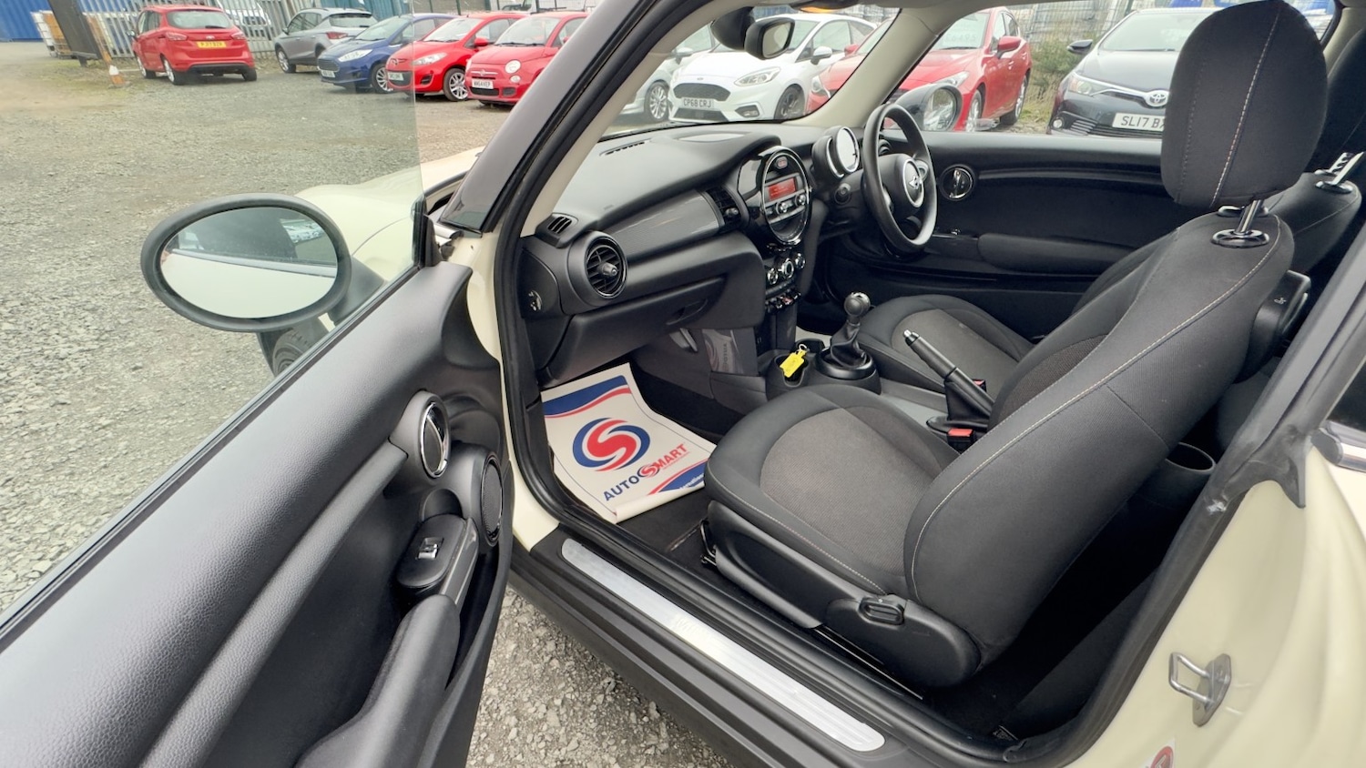 Used MINI Hatch 2015 for sale - 76192622: Photo 16