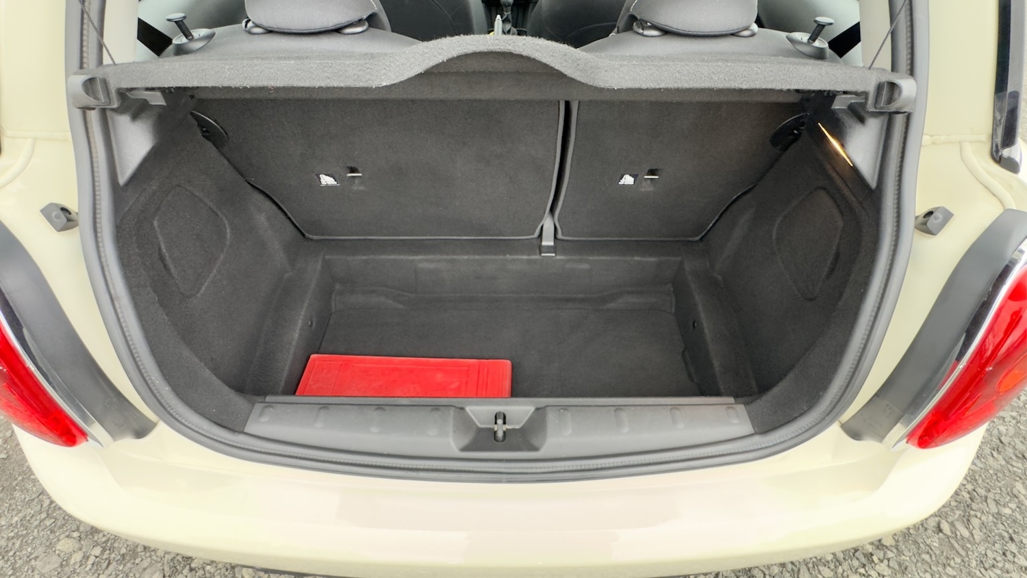 Used MINI Hatch 2015 for sale - 76192622: Photo 27