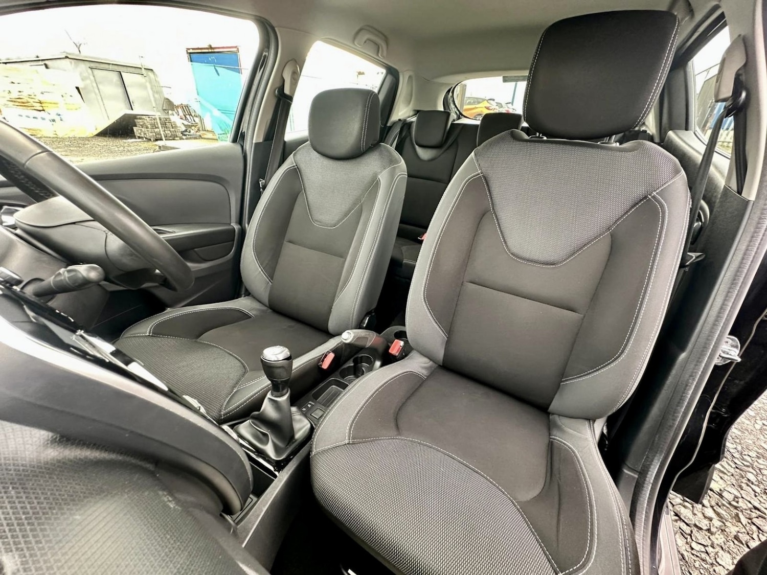 Used Renault Clio 2018 for sale - 77945712: Photo 14