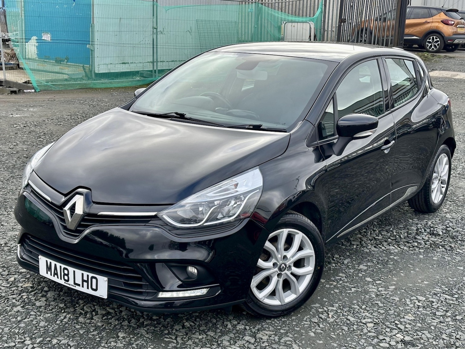 Used Renault Clio 2018 for sale - 77945712: Photo 3