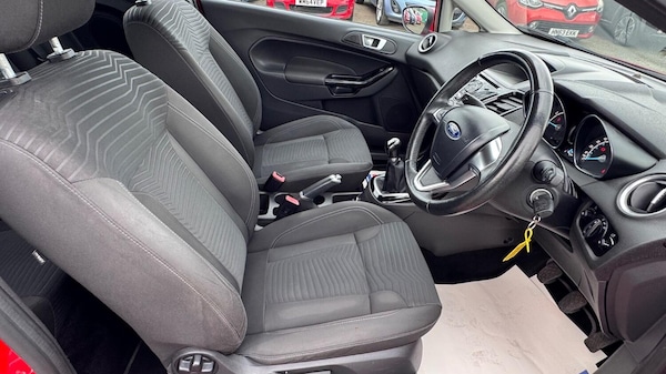 Used Ford Fiesta 2015 for sale - 76305659: Photo 21