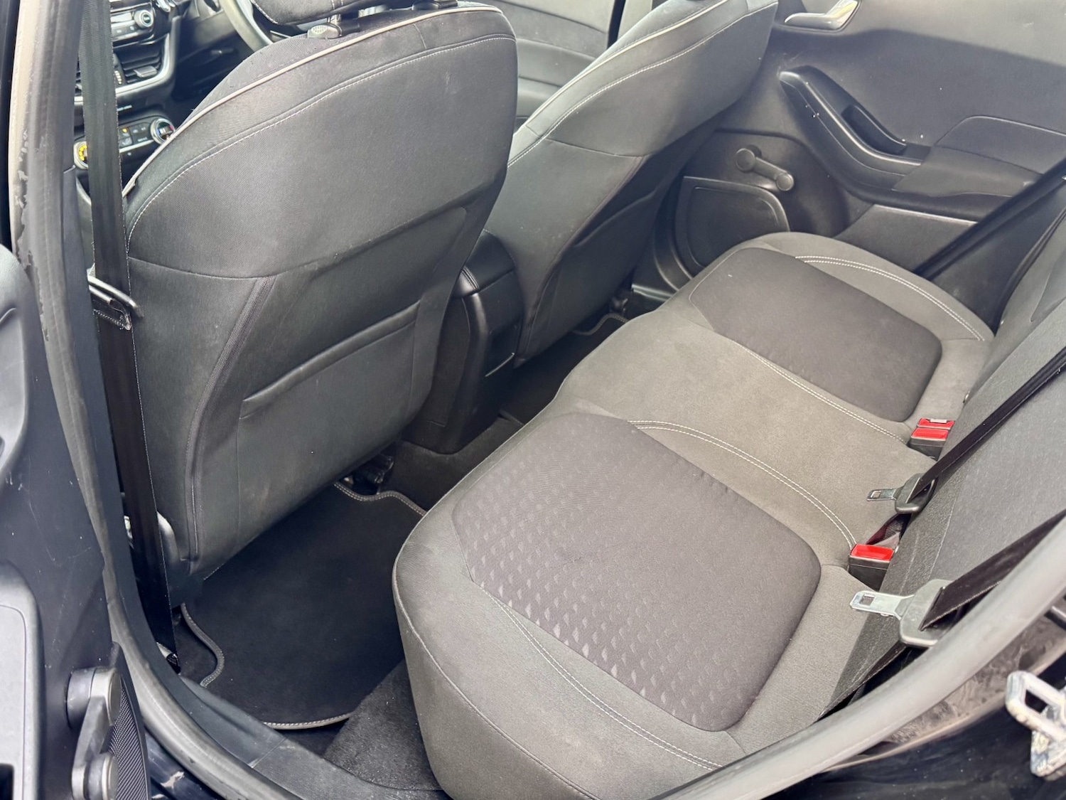 Used Ford Fiesta 2018 for sale - 76935336: Photo 26