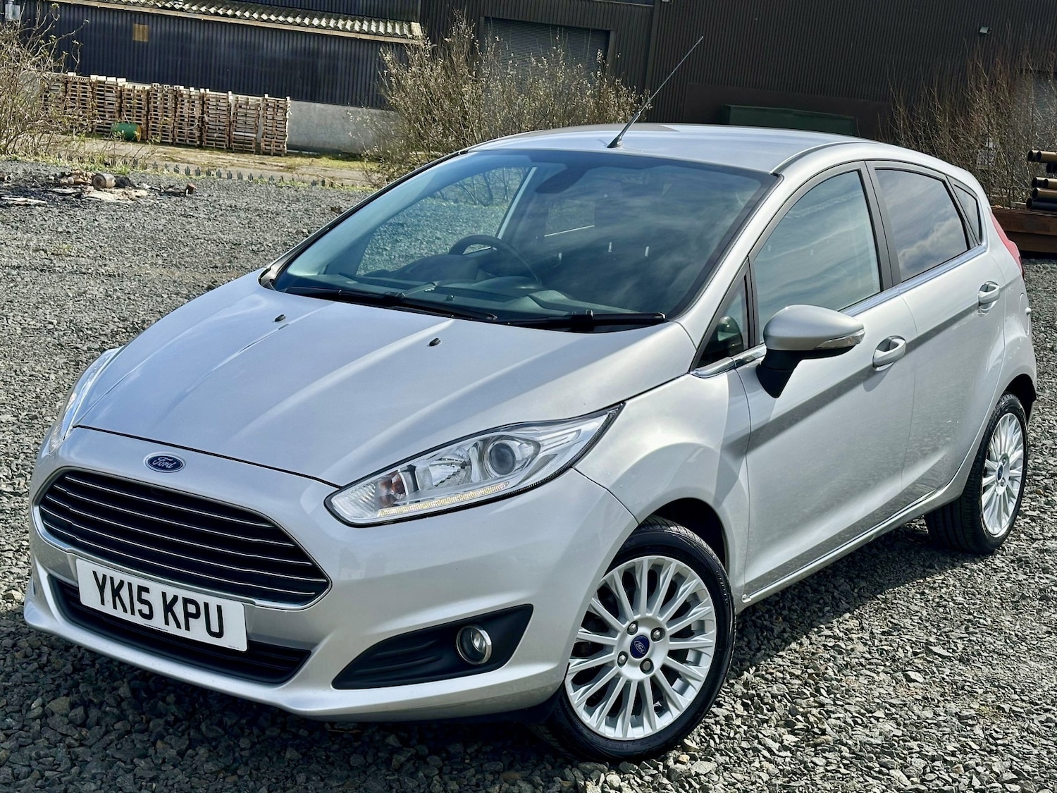 Used Ford Fiesta 2015 for sale - 78168731: Photo 3