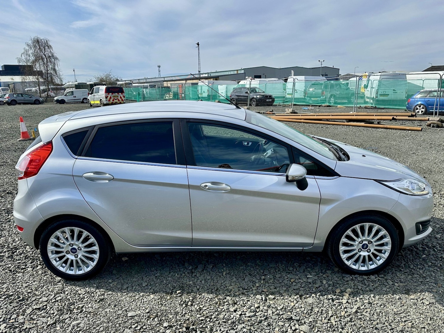 Used Ford Fiesta 2015 for sale - 78168731: Photo 7