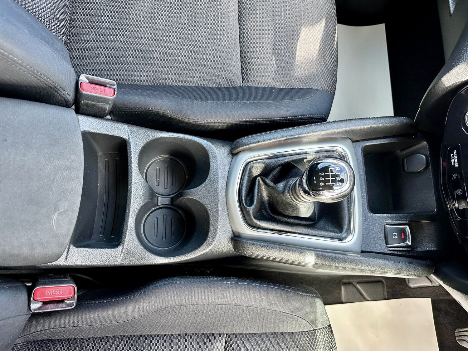 Used Nissan Qashqai 2015 for sale - 77888448: Photo 24