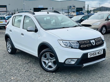Used Dacia Sandero Stepway 2016 for sale - 78674238: Photo