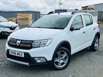 Used Dacia Sandero Stepway 2016 for sale - 78674238: Photo