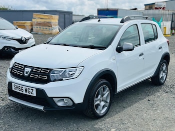 Used Dacia Sandero Stepway 2016 for sale - 78674238: Photo
