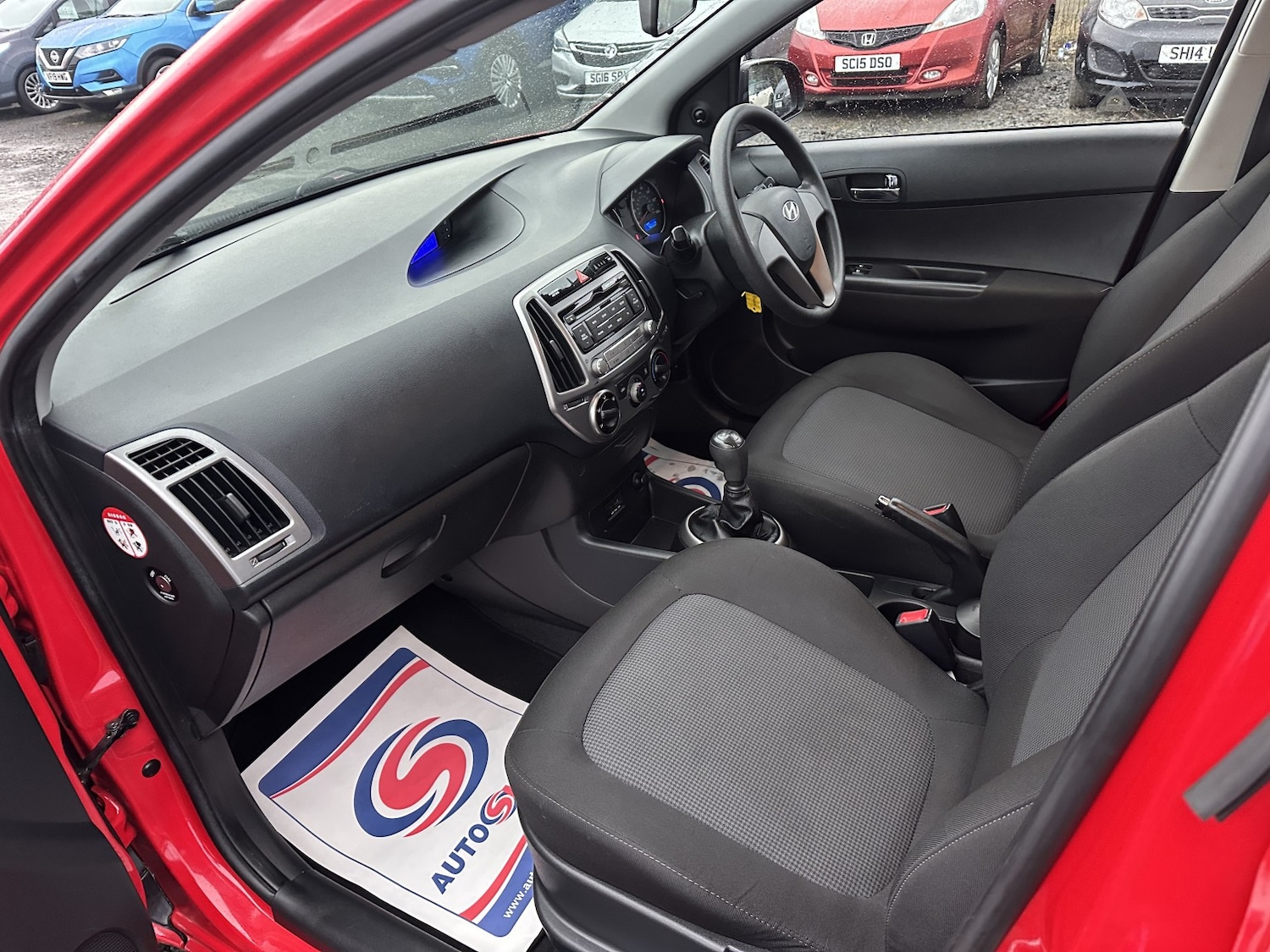 Used Hyundai i20 2013 for sale - 77310695: Photo 15