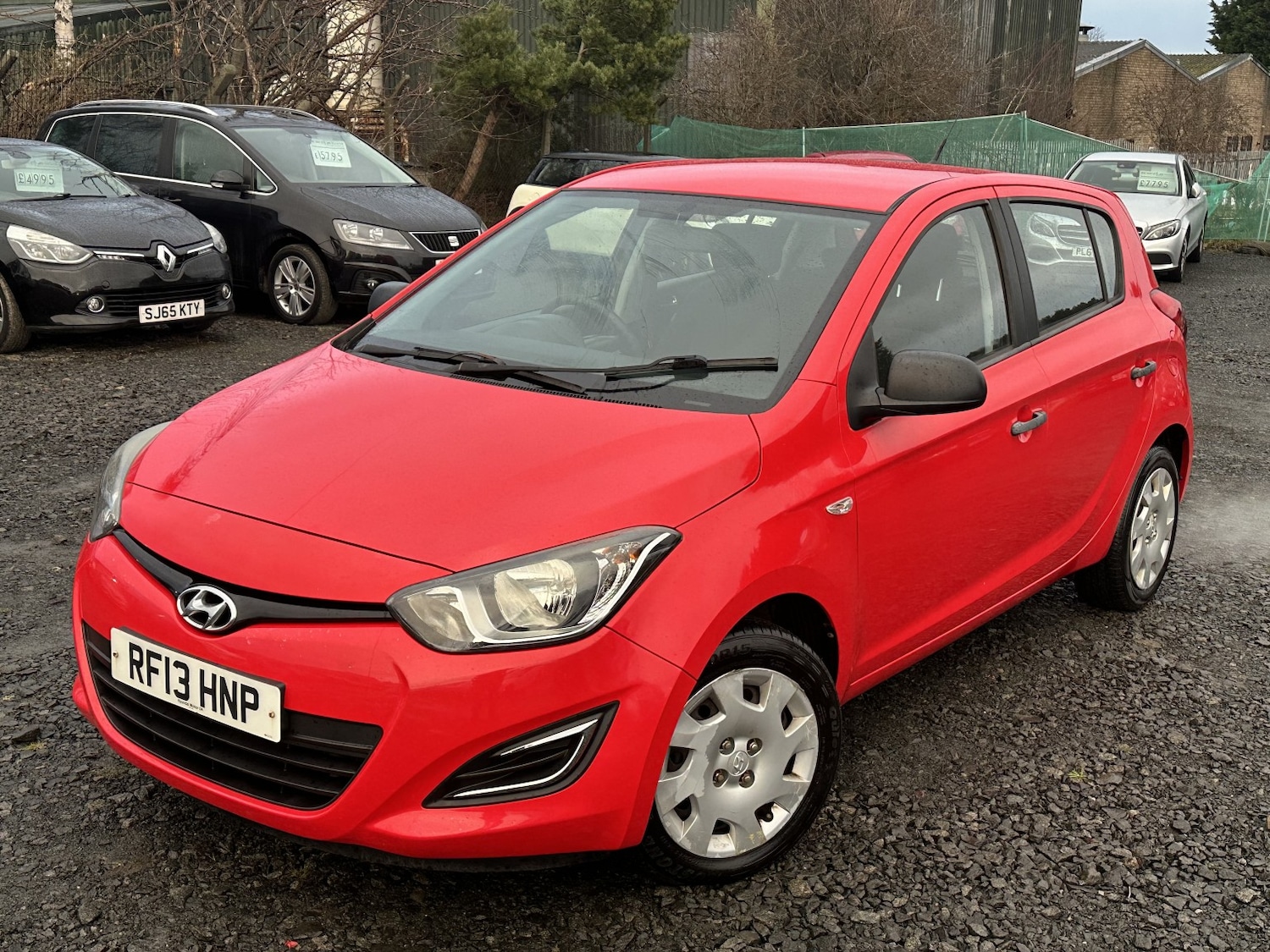 Used Hyundai i20 2013 for sale - 77310695: Photo 3