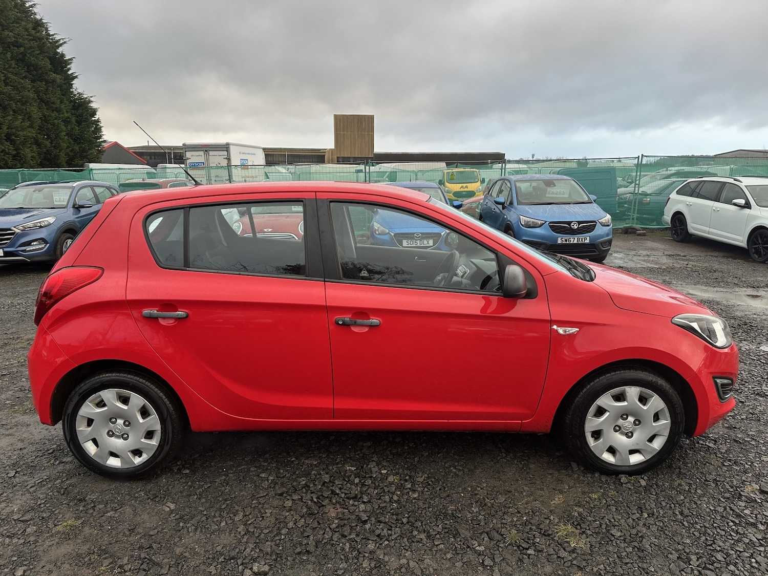 Used Hyundai i20 2013 for sale - 77310695: Photo 9