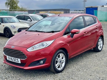 Used Ford Fiesta 2016 for sale - 78475001: Photo