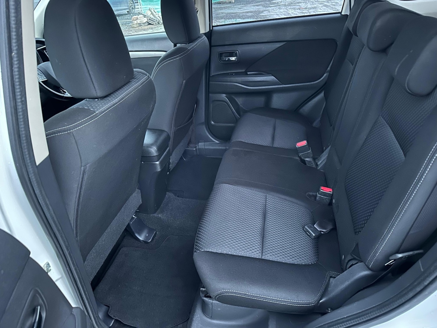 Used Mitsubishi Outlander 2016 for sale - 77398381: Photo 12