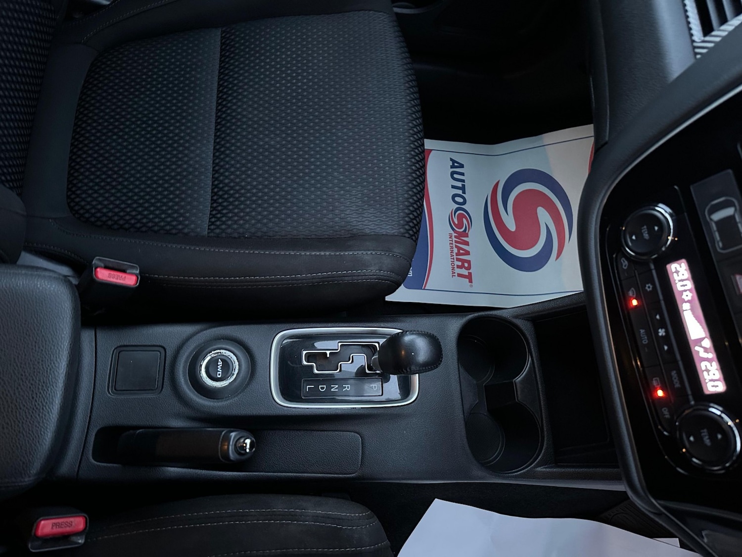 Used Mitsubishi Outlander 2016 for sale - 77398381: Photo 18