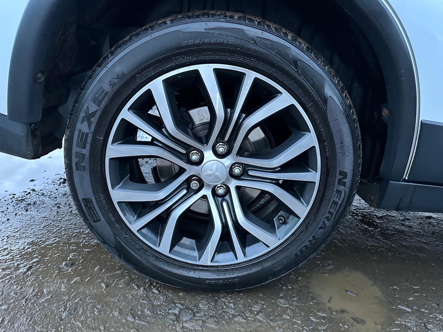 Used Mitsubishi Outlander 2016 for sale - 77398381: Photo 24