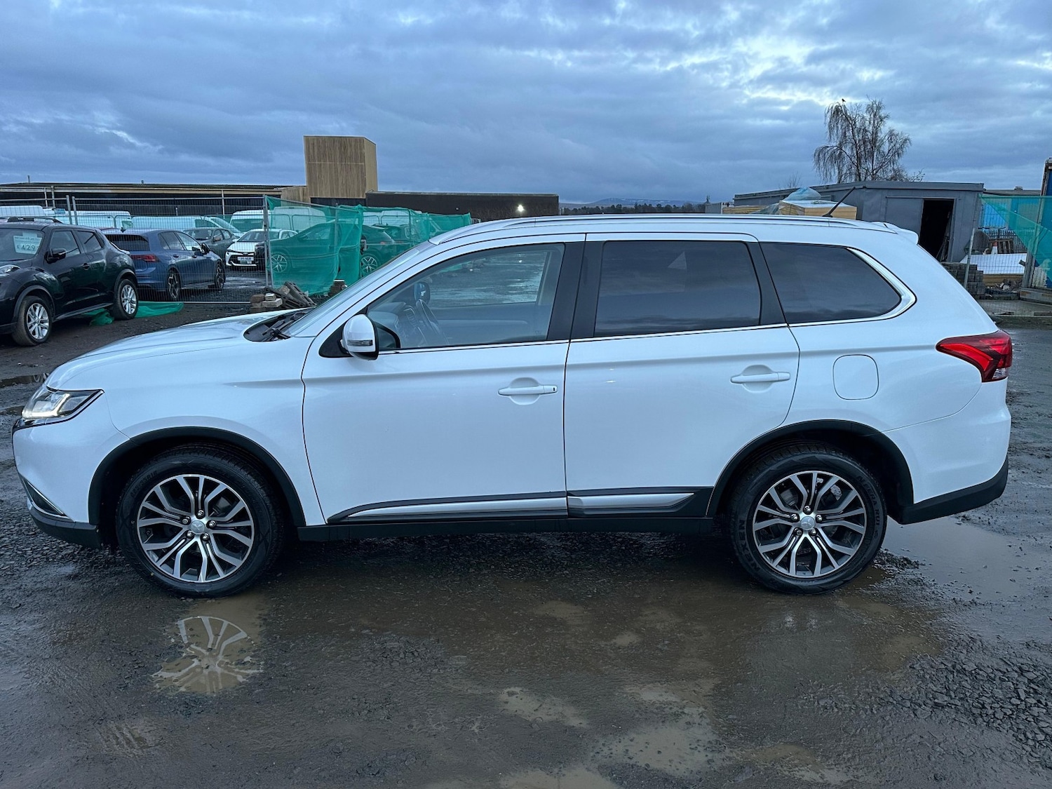 Used Mitsubishi Outlander 2016 for sale - 77398381: Photo 5