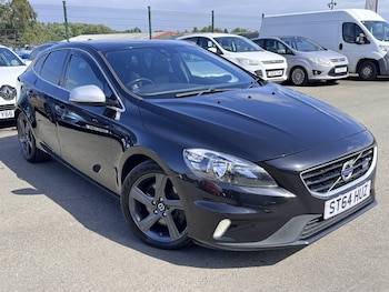 Used Volvo V40 2014 for sale - 79395240: Photo