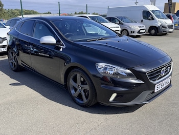 Used Volvo V40 2014 for sale - 79395240: Photo