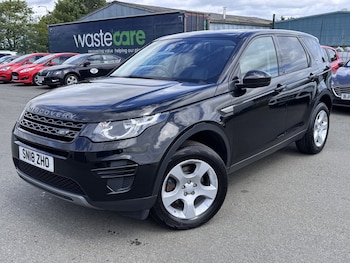 Used Land Rover Discovery Sport 2018 for sale - 79033026: Photo