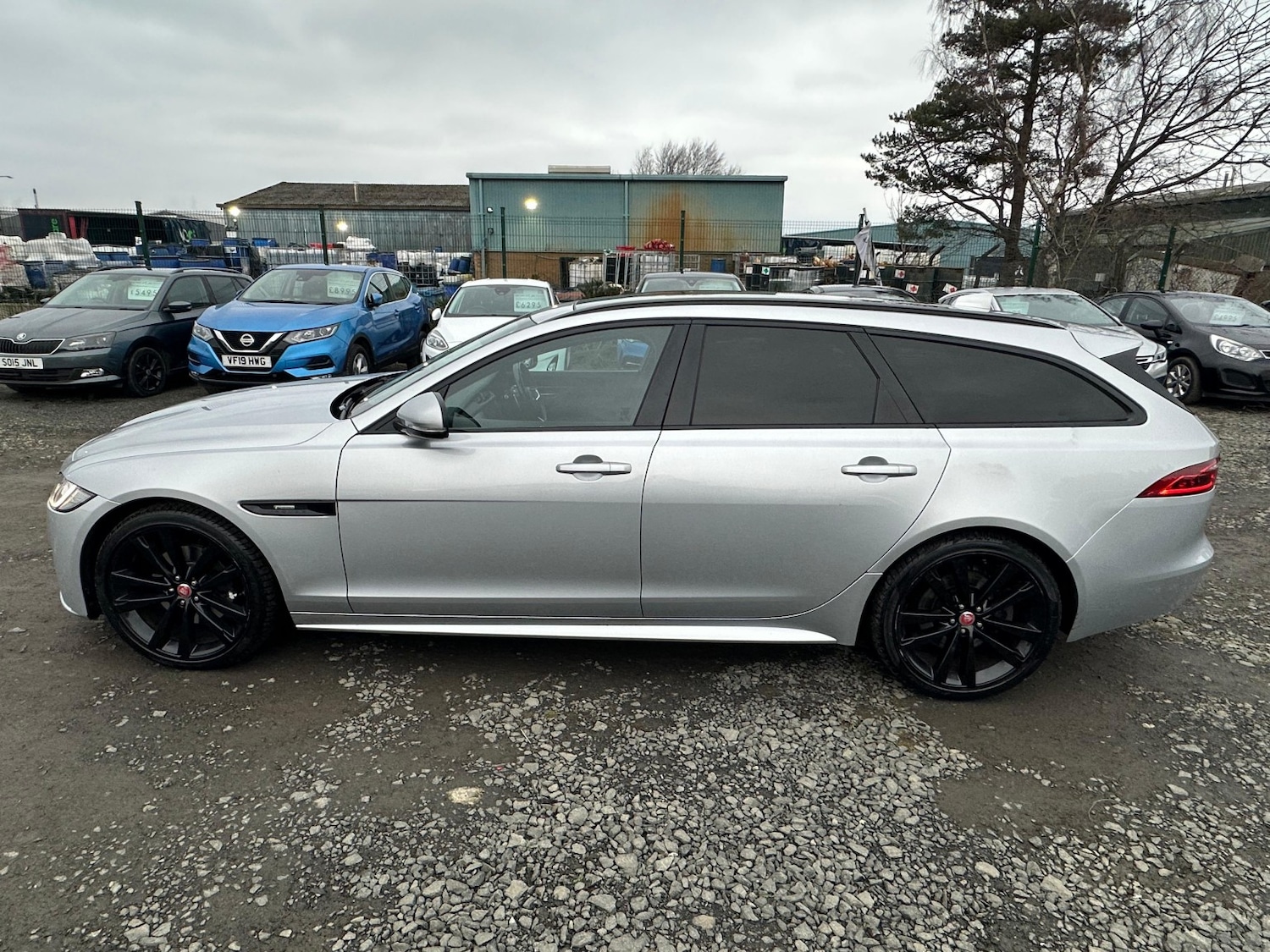 Used Jaguar XF 2017 for sale - 77391933: Photo 11