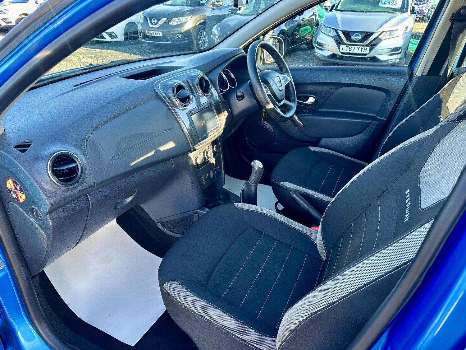 Used Dacia Sandero Stepway 2017 for sale - 77792845: Photo 12