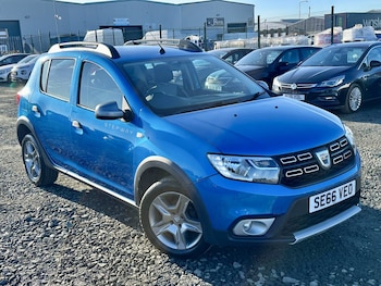 Used Dacia Sandero Stepway 2017 for sale - 77792845: Photo