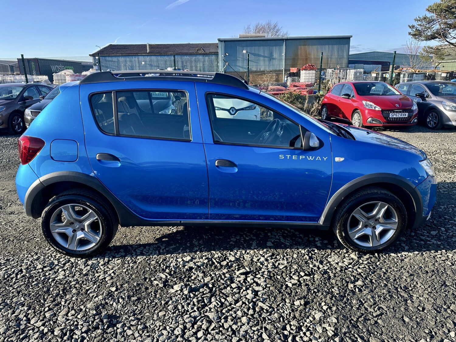Used Dacia Sandero Stepway 2017 for sale - 77792845: Photo 6