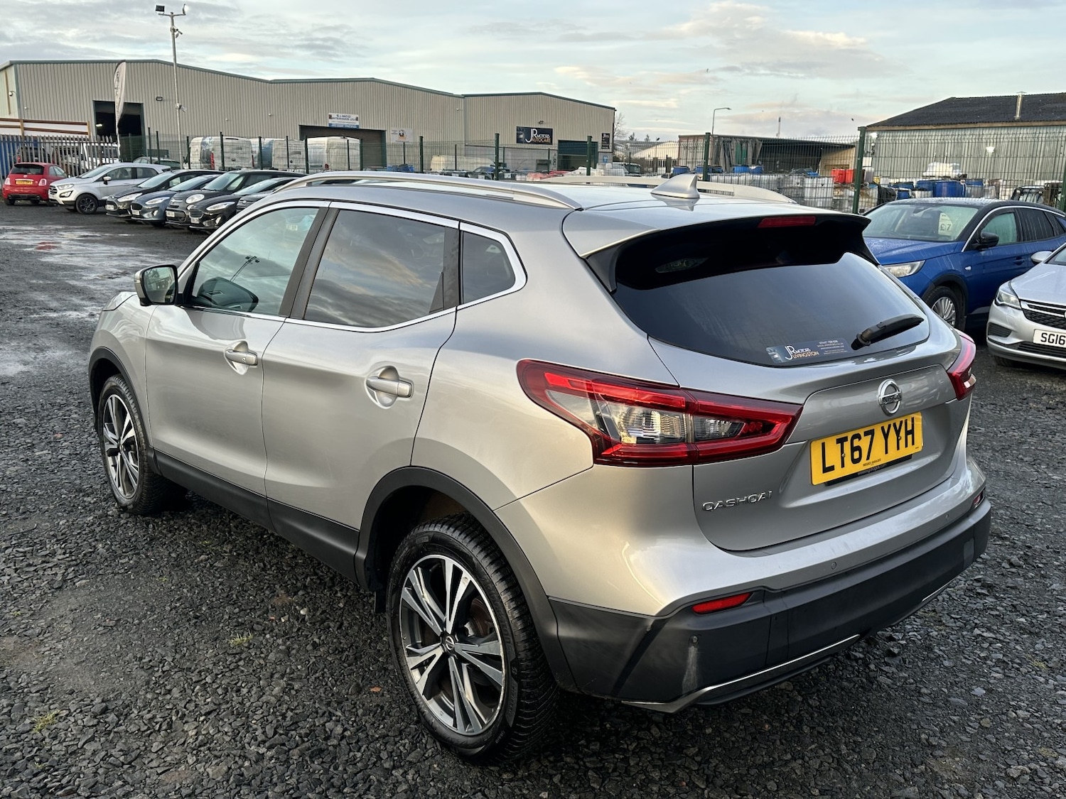 Used Nissan Qashqai 2017 for sale - 77225176: Photo 10