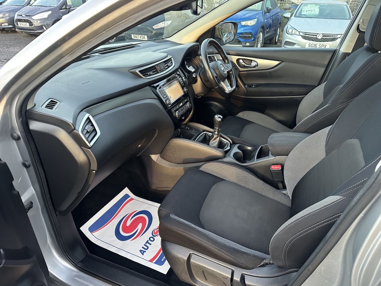 Used Nissan Qashqai 2017 for sale - 77225176: Photo 12