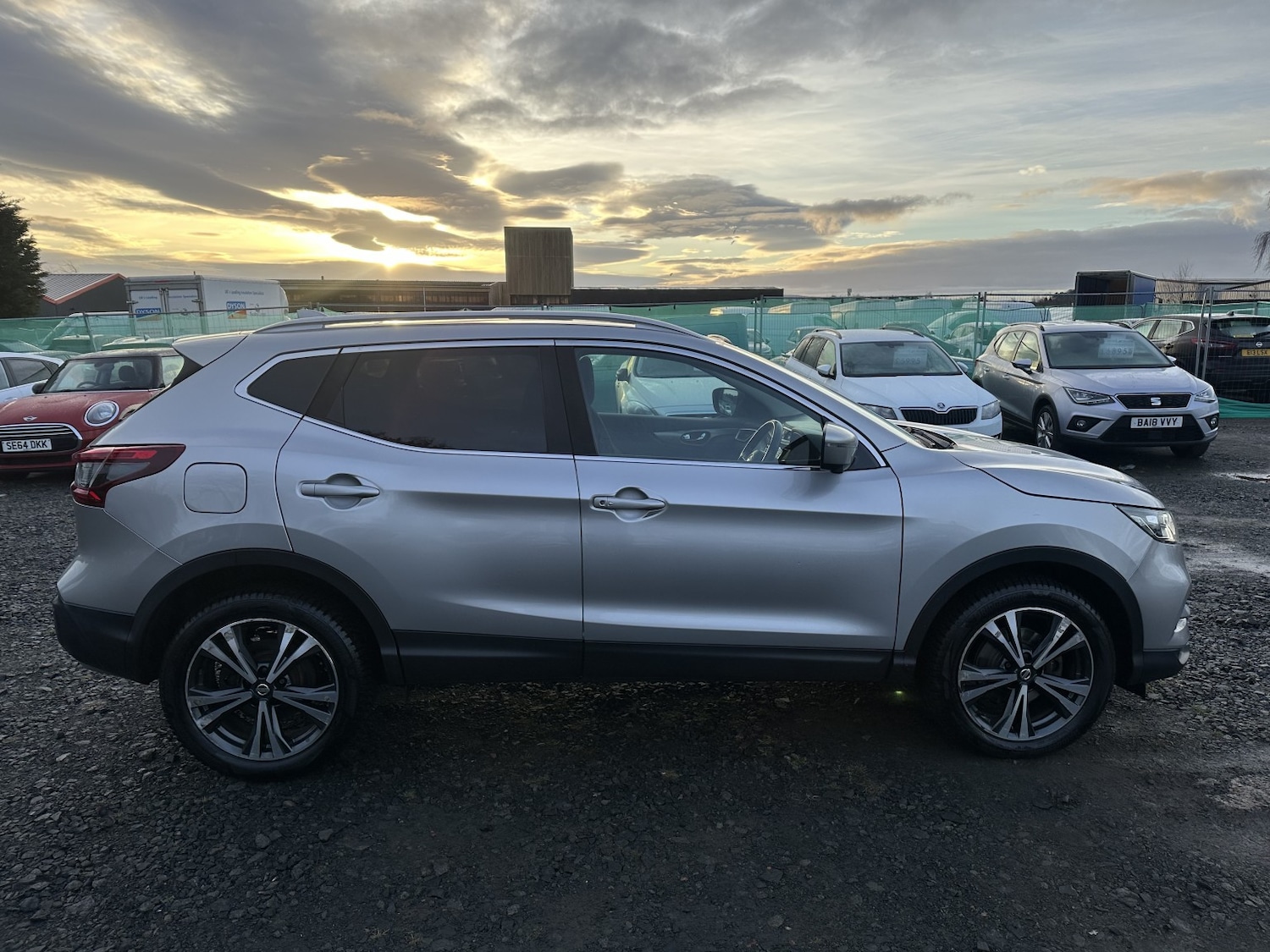 Used Nissan Qashqai 2017 for sale - 77225176: Photo 7