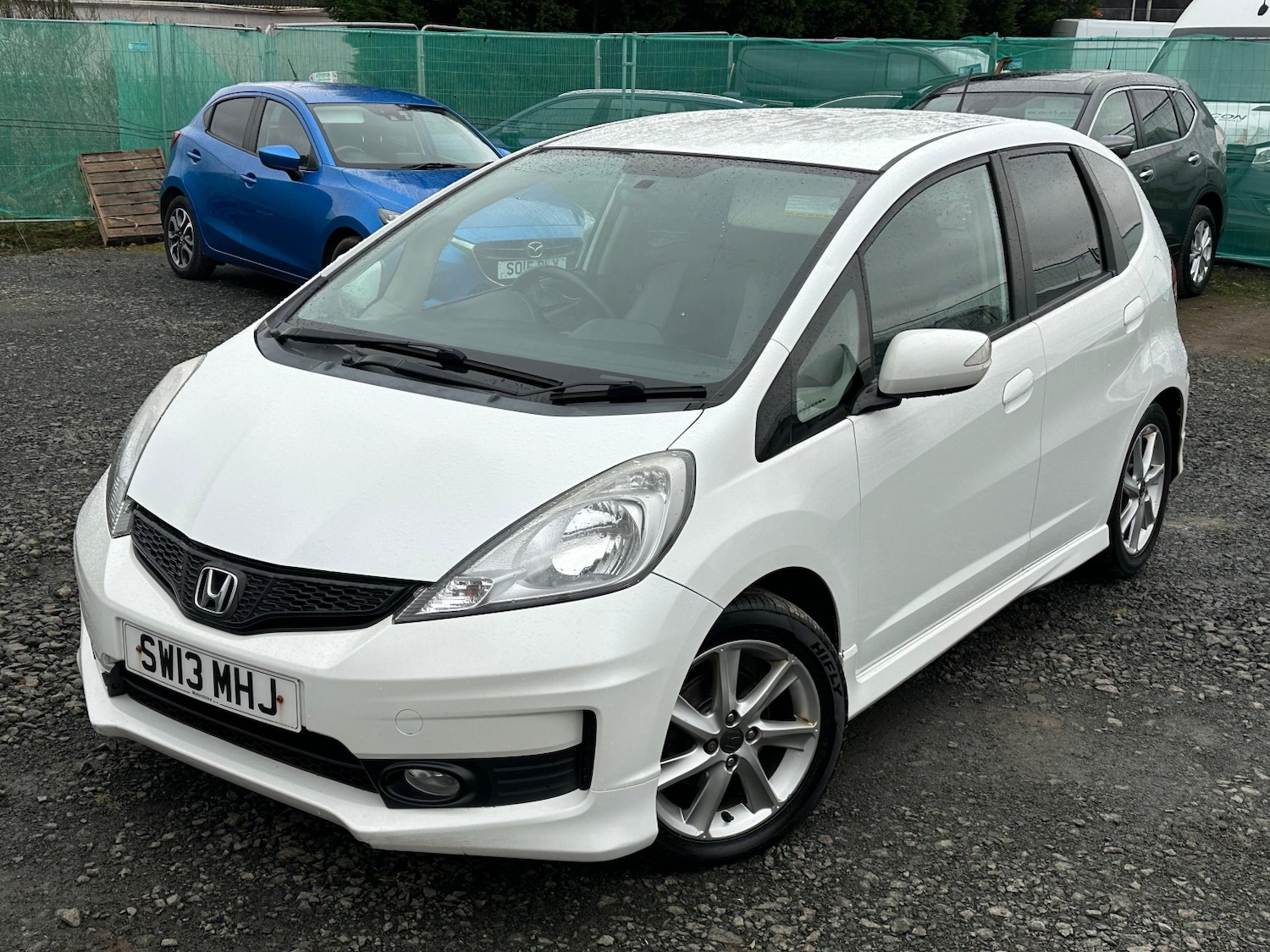 Used Honda Jazz 2013 for sale - 77453383: Photo 3