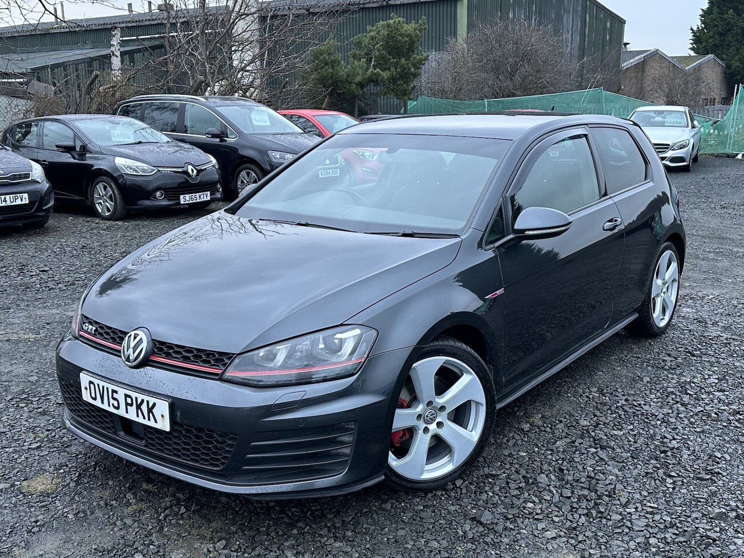 Used Volkswagen Golf 2015 for sale - 77310700: Photo 3