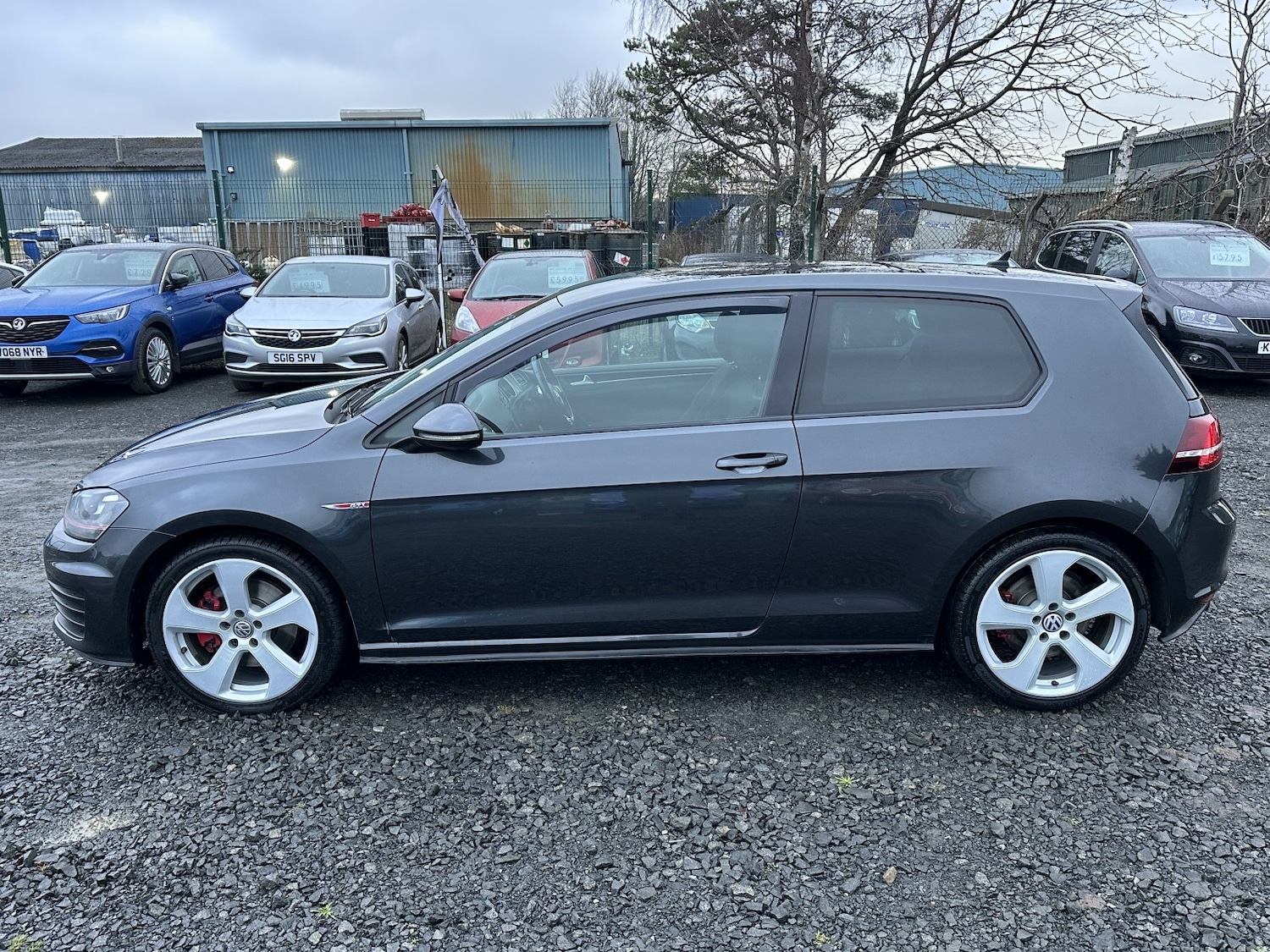 Used Volkswagen Golf 2015 for sale - 77310700: Photo 9