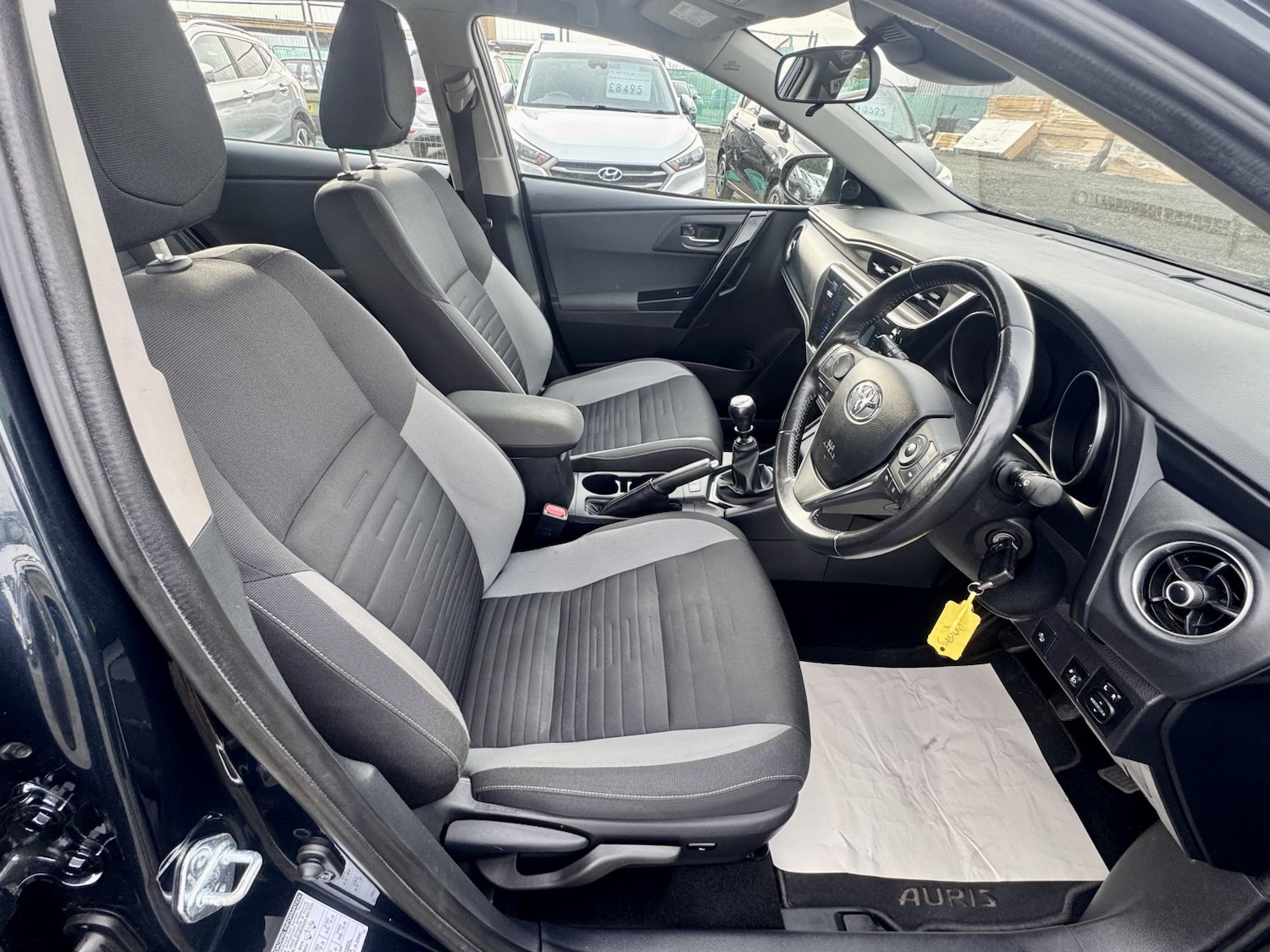 Used Toyota Auris 2017 for sale - 77759014: Photo 15