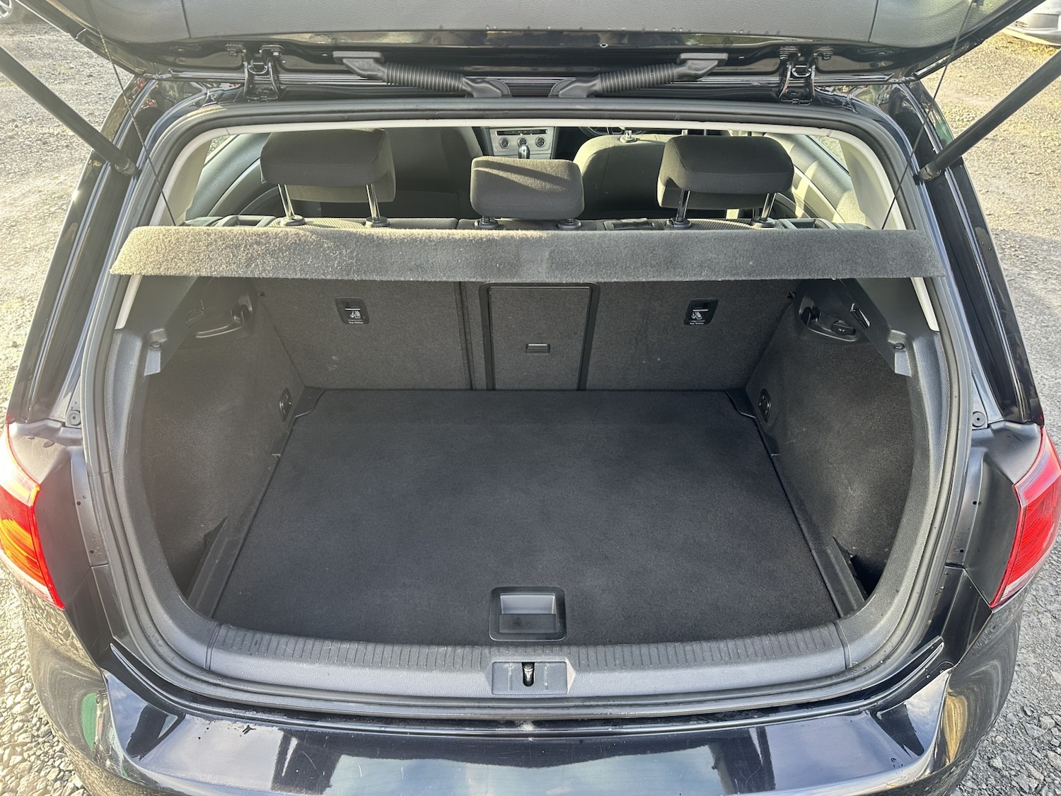 Used Volkswagen Golf 2015 for sale - 77233763: Photo 17