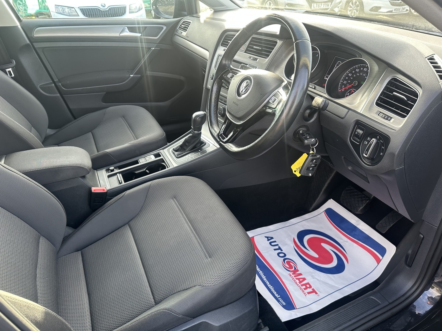 Used Volkswagen Golf 2015 for sale - 77233763: Photo 21