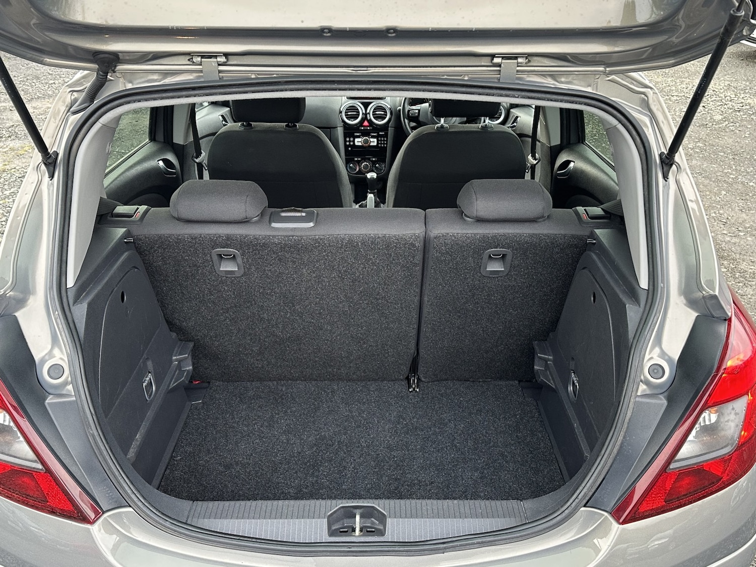 Used Vauxhall Corsa 2013 for sale - 76940076: Photo 24