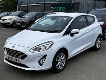 Used Ford Fiesta 2017 for sale - 79649635: Photo
