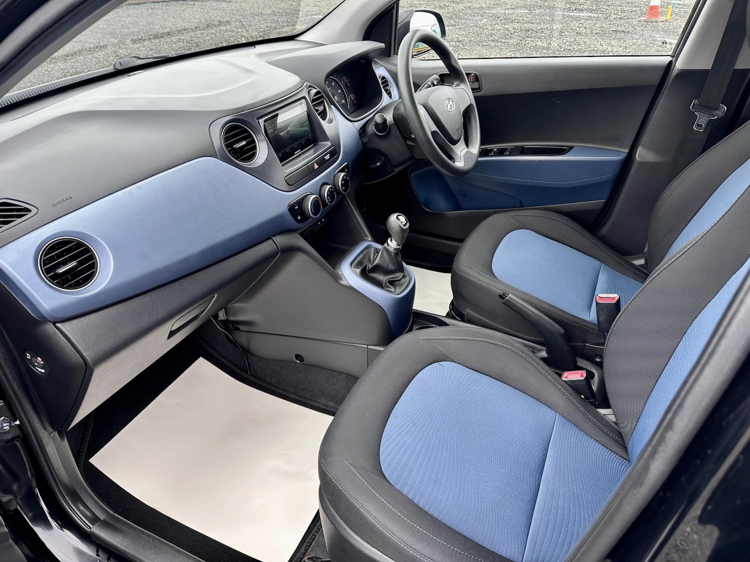 Used Hyundai i10 2014 for sale - 78134965: Photo 12