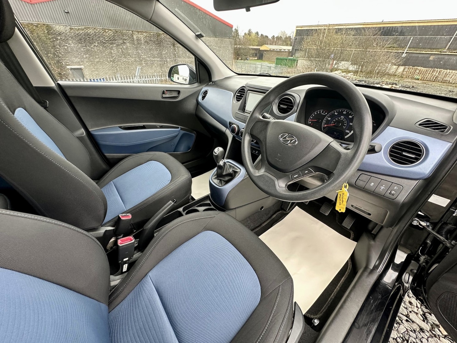 Used Hyundai i10 2014 for sale - 78134965: Photo 15