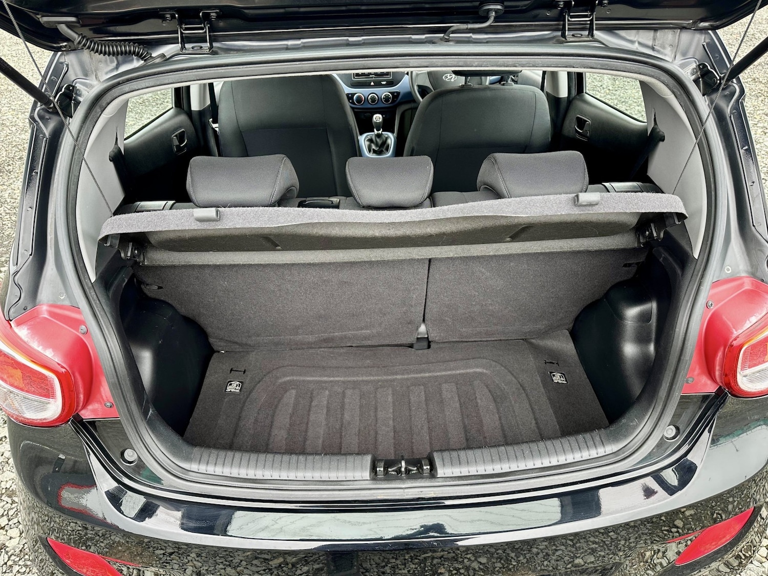 Used Hyundai i10 2014 for sale - 78134965: Photo 19